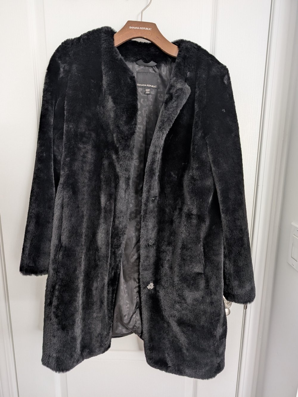 Banana Republic Women's Black Faux Fur Coat - Size X-Small
